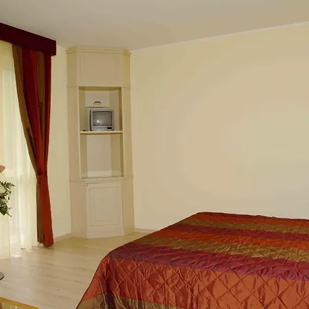 Szálloda Valentino 3*