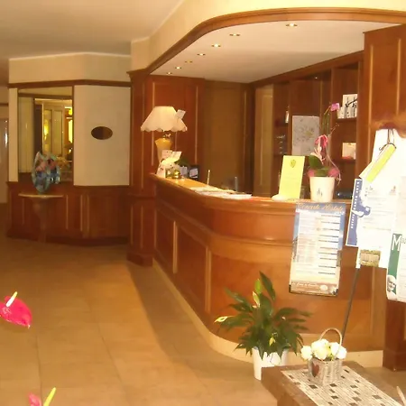 Valentino Hotel 3*