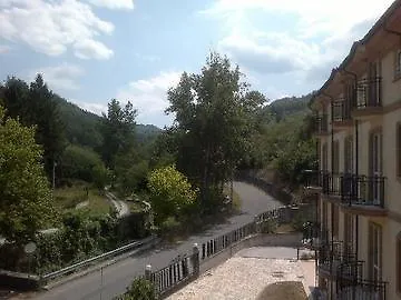 Valentino 3*