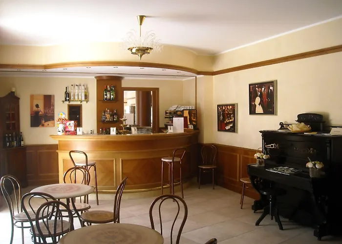 Valentino アックイテルメ